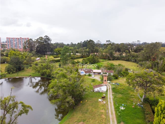 Finca en venta en Llano Grande, Rionegro, 400 m² · foto 2 de 24