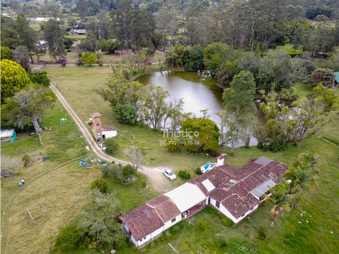 Finca en venta en Llano Grande, Rionegro, 400 m² · foto 4 de 24