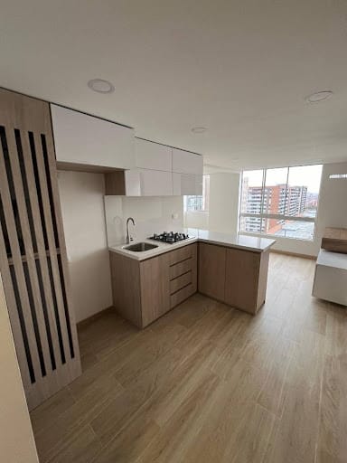 Apartaestudio en venta en La Felicidad, Bogotá, 32 m² · foto 5 de 19