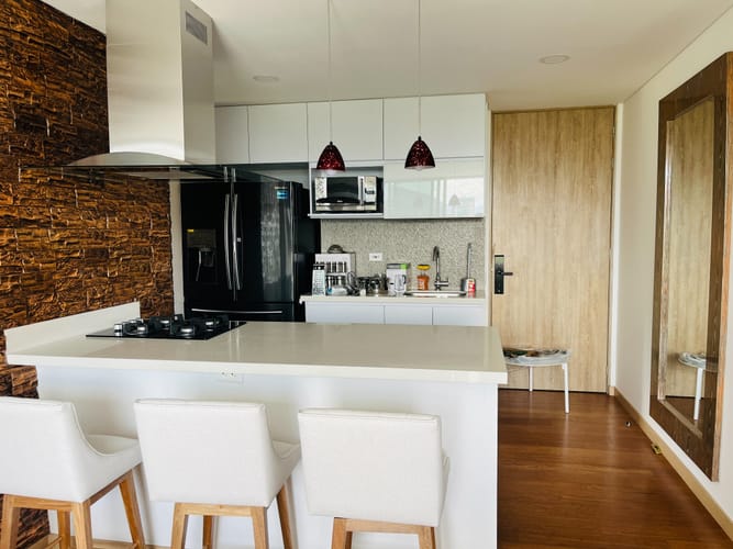Apartamento de 2 alcobas en venta en El Poblado, Medellín, 70 m² · foto 6 de 12