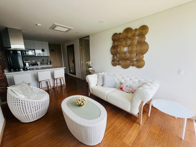 Apartamento de 2 alcobas en venta en El Poblado, Medellín, 70 m² · foto 7 de 12