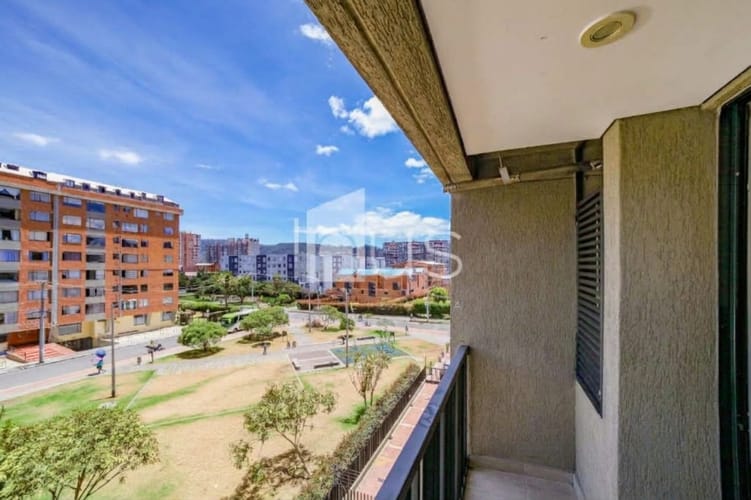 Apartamento en venta en Britalia, Bogotá · foto 2 de 13