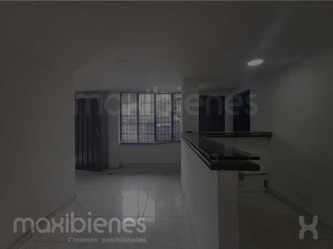 Bodega en arriendo en Santa Maria La Nueva, Itagüí, 180 m² · foto 2 de 11