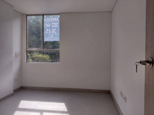 Apartamento de 2 alcobas en arriendo en Loma Del Indio, Medellín, 65 m² · foto 11 de 24