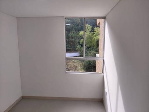 Apartamento de 2 alcobas en arriendo en Loma Del Indio, Medellín, 65 m² · foto 15 de 24