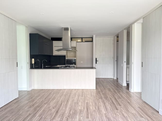 Apartamento de 2 alcobas en venta en El Poblado, Medellín, 85 m² · foto 7 de 17