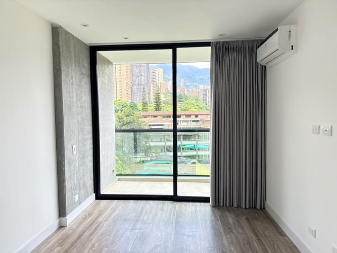 Apartamento de 2 alcobas en venta en El Poblado, Medellín, 85 m² · foto 12 de 17