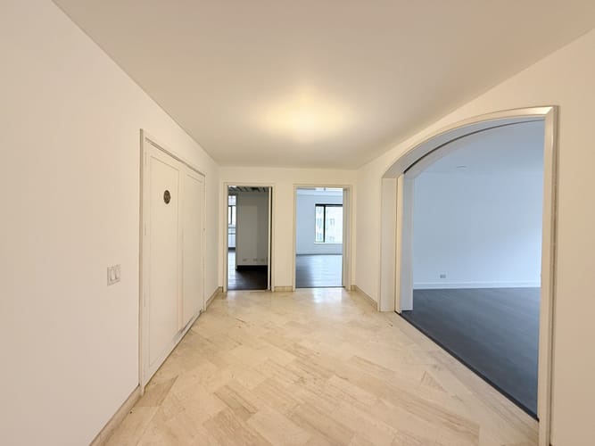Apartamento de 4 alcobas en venta en La Cabrera, Bogotá, 364 m² · foto 2 de 24