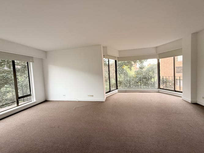 Apartamento de 4 alcobas en venta en La Cabrera, Bogotá, 364 m² · foto 14 de 24