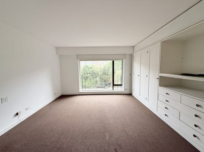 Apartamento de 4 alcobas en venta en La Cabrera, Bogotá, 364 m² · foto 23 de 24
