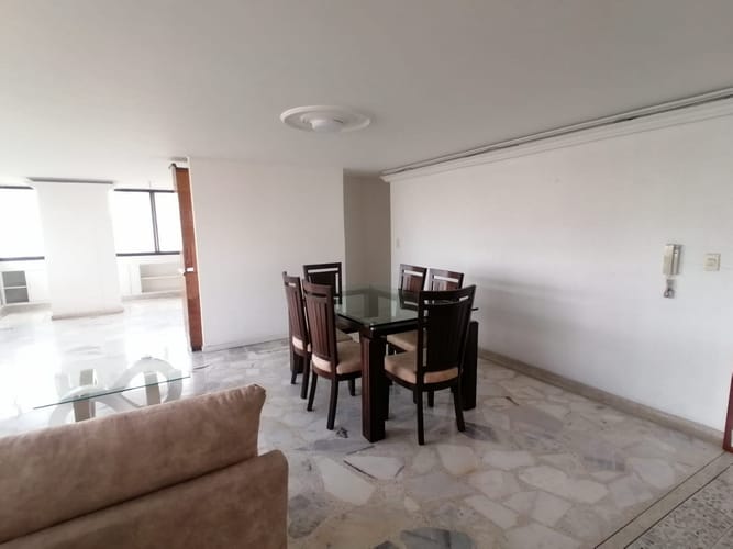 Apartamento en venta en Versalles, Cali · foto 4 de 24