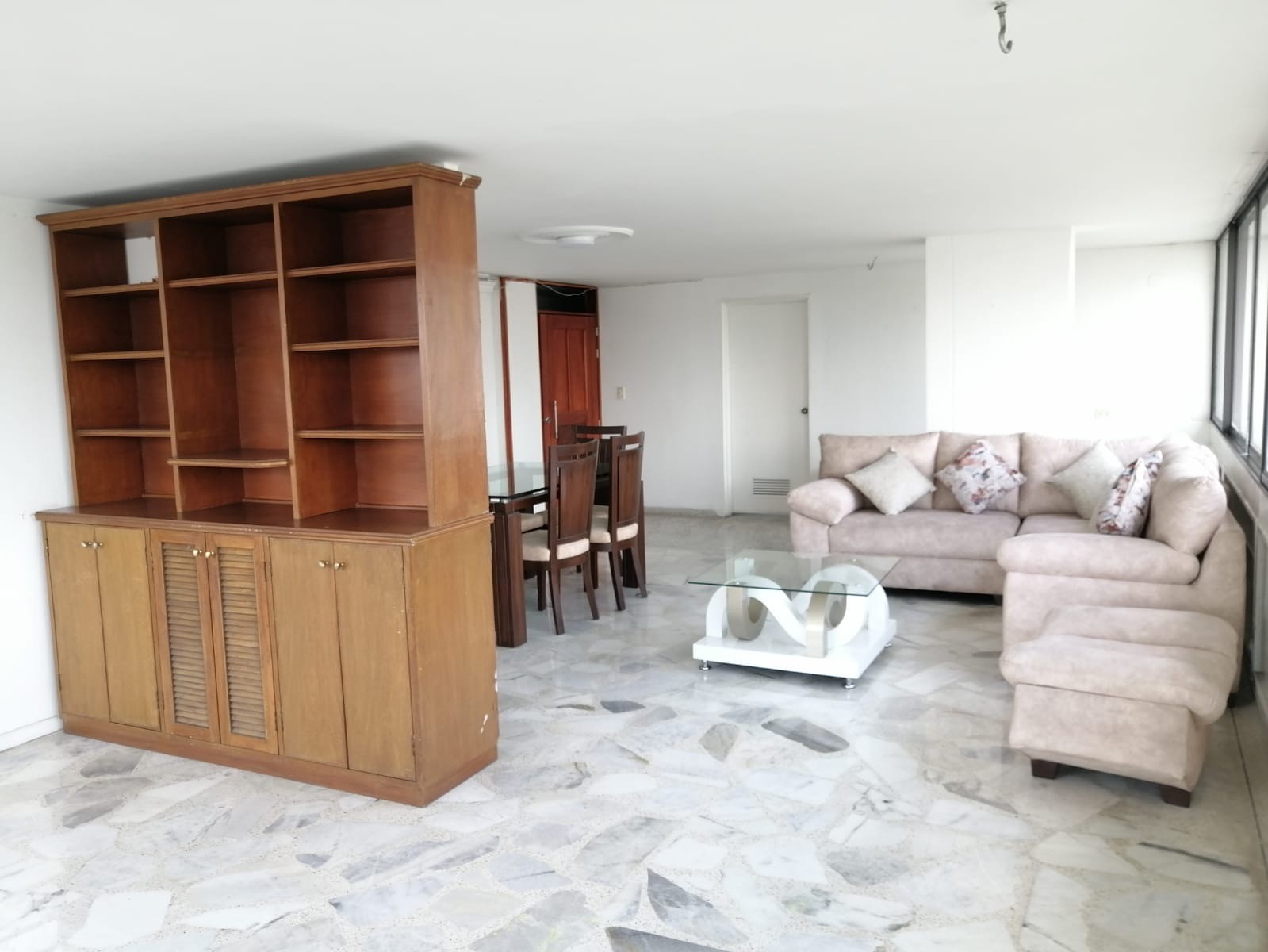 Apartamento en venta en Versalles, Cali · foto 7 de 24