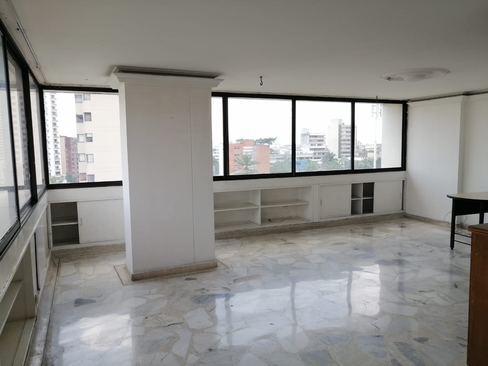 Apartamento en venta en Versalles, Cali · foto 9 de 24