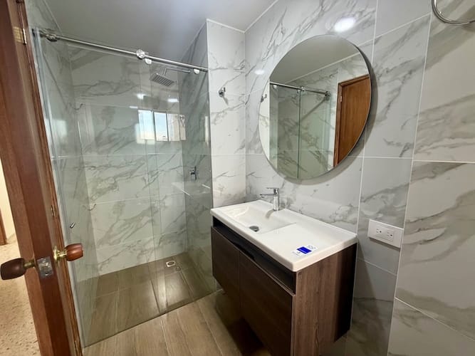 Apartamento de 2 alcobas en venta en Cabecera Del Llano, Bucaramanga, 109 m² · foto 14 de 24