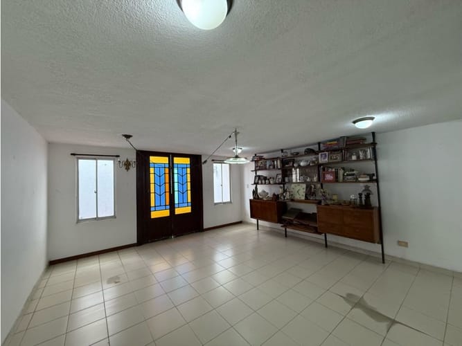 Casa de 4 alcobas en venta en Nueva Tequendama, Cali, 294 m² · foto 6 de 24