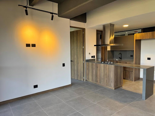 Apartamento en arriendo en Las Palmas, Medellín · foto 2 de 18