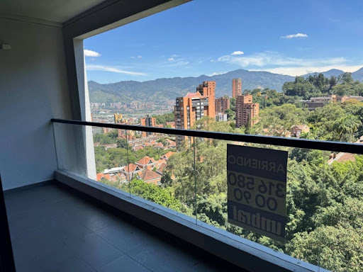 Apartamento en arriendo en Las Palmas, Medellín · foto 8 de 18