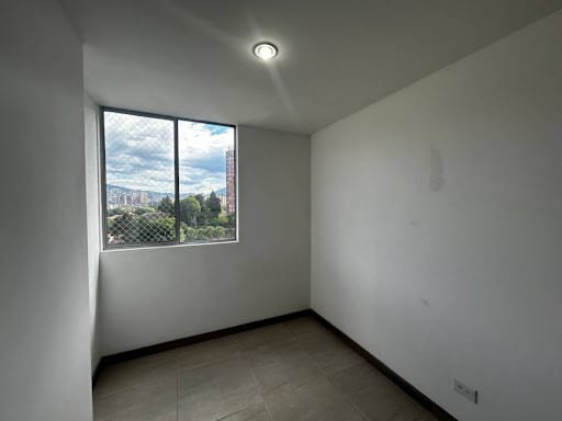 Apartamento en venta en Viviendas Del Sur, Medellín · foto 9 de 17