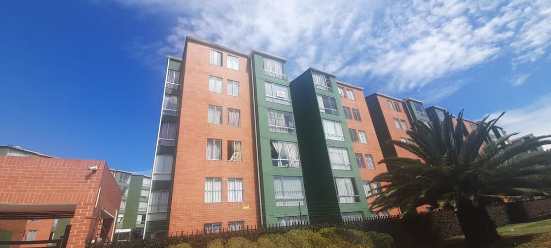 Apartamento de 3 alcobas en venta en Ciudad Verde, Soacha, 49 m² · foto 2 de 24