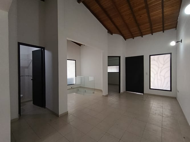 Casa de 4 alcobas en arriendo en Ub. Portal De Los Alcaceres, Villa del Rosario, 182 m² · foto 2 de 21