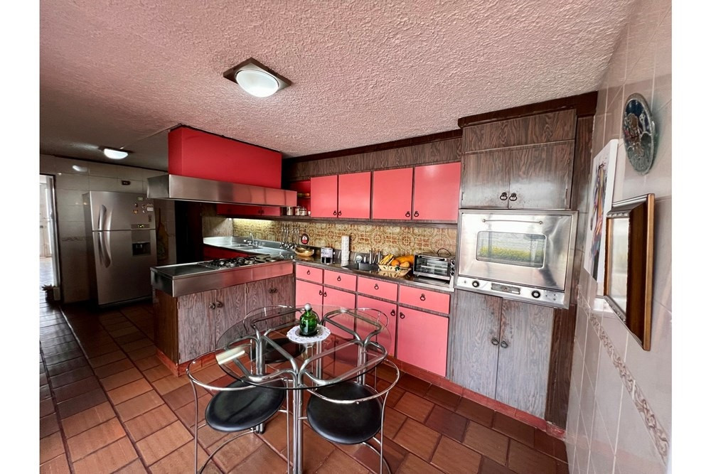 Casa en venta en La Castellana, Bogotá · foto 5 de 15