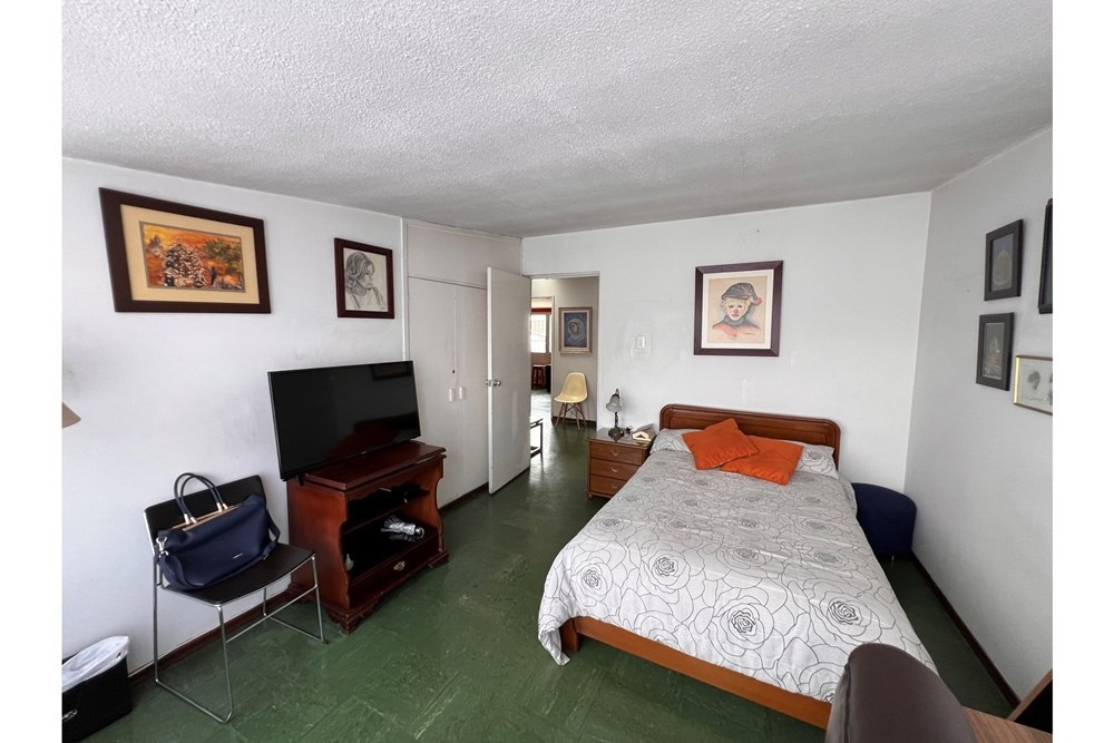 Casa en venta en La Castellana, Bogotá · foto 8 de 15