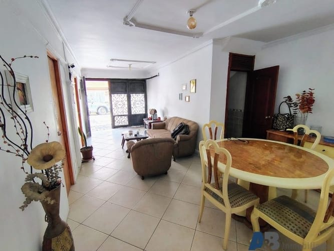 Casa de 4 alcobas en venta en Primavera, Envigado, 135 m² · foto 4 de 18