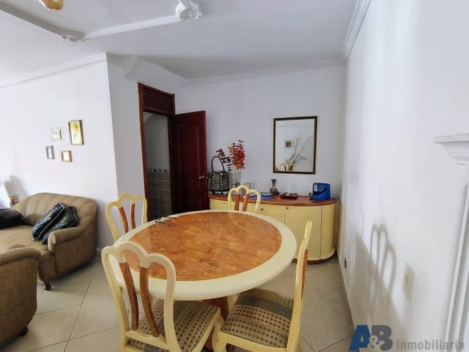 Casa de 4 alcobas en venta en Primavera, Envigado, 135 m² · foto 5 de 18