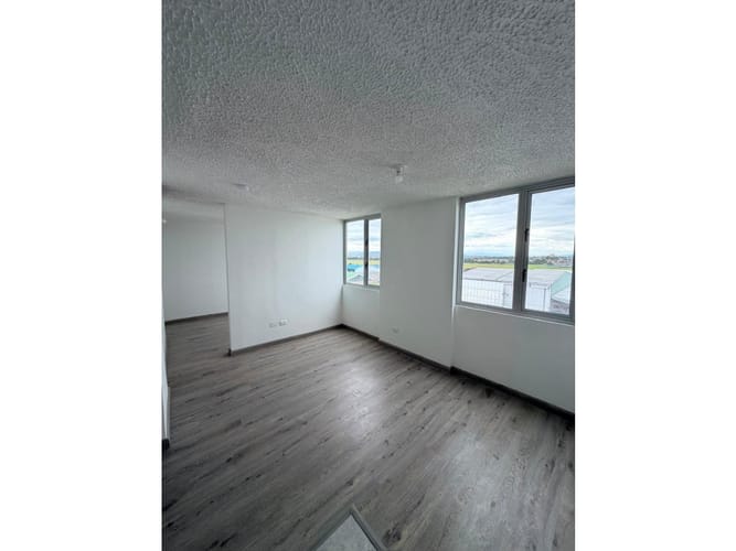 Apartaestudio en venta en Fontibon, Bogotá, 28 m² · foto 7 de 20