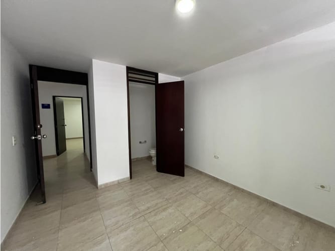Edificio en venta en Tequendama, Cali, 600 m² · foto 15 de 24