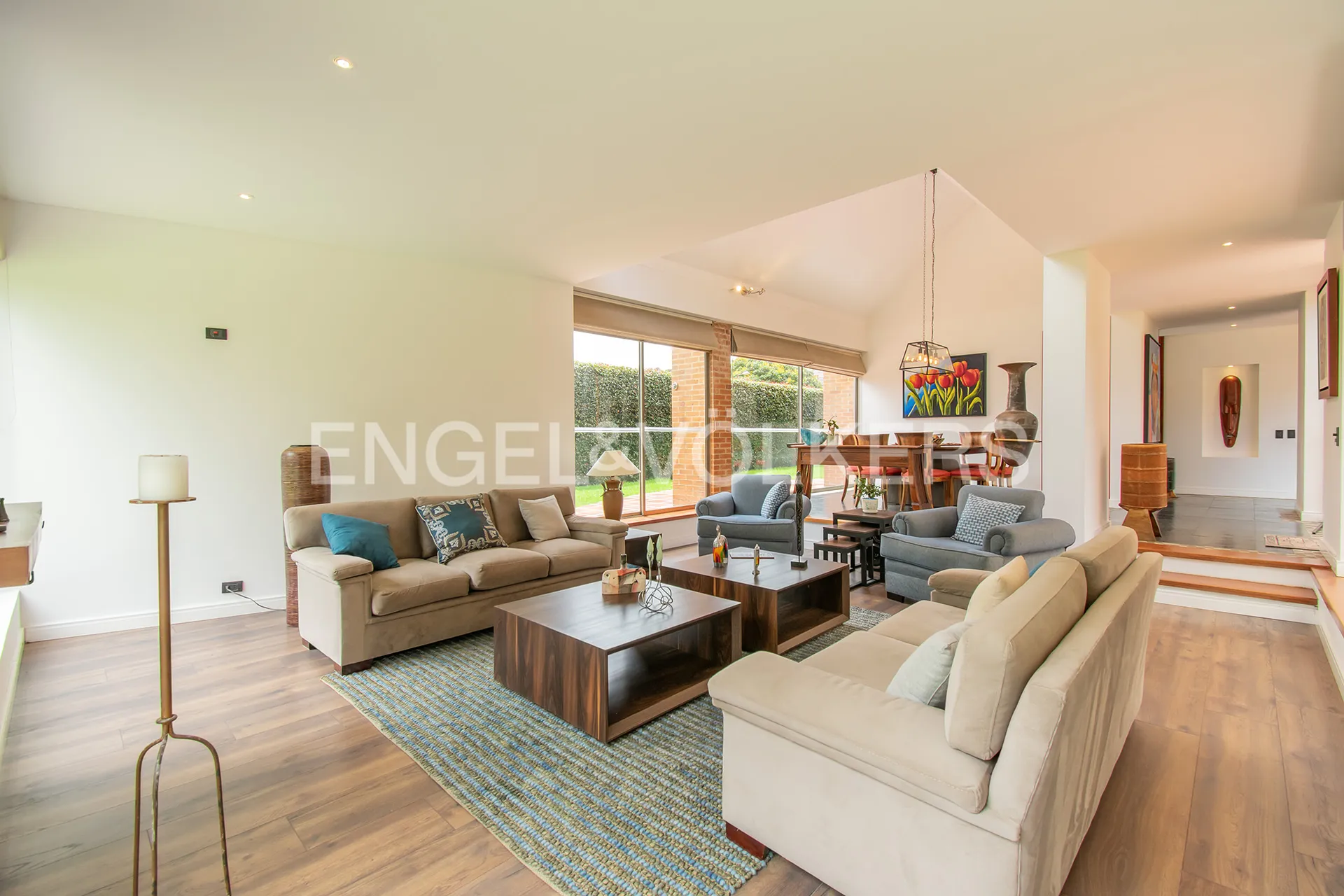Casa en venta en Guaymaral, Bogotá · foto 2 de 20