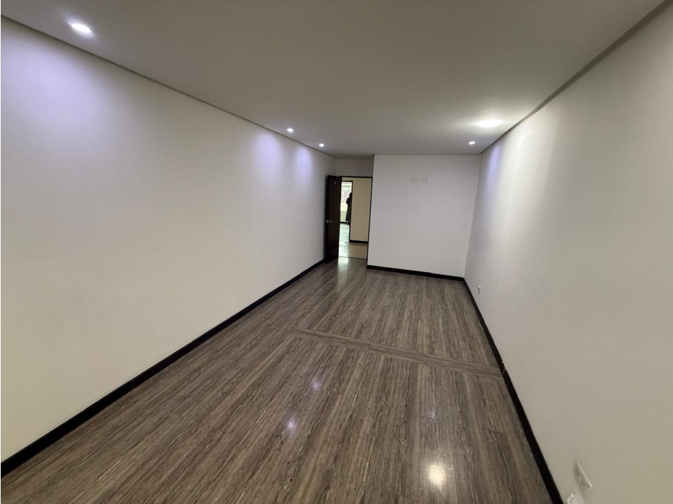 Casa en venta en Barrios Unidos, Bogotá · foto 5 de 24