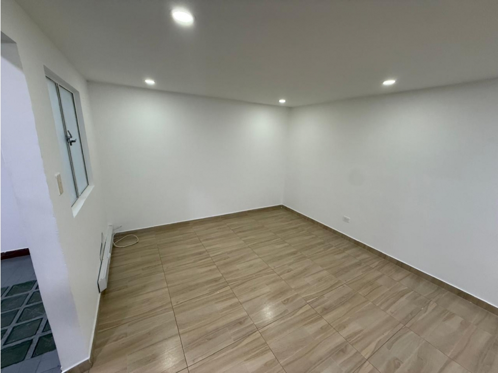 Casa en venta en Barrios Unidos, Bogotá · foto 11 de 24