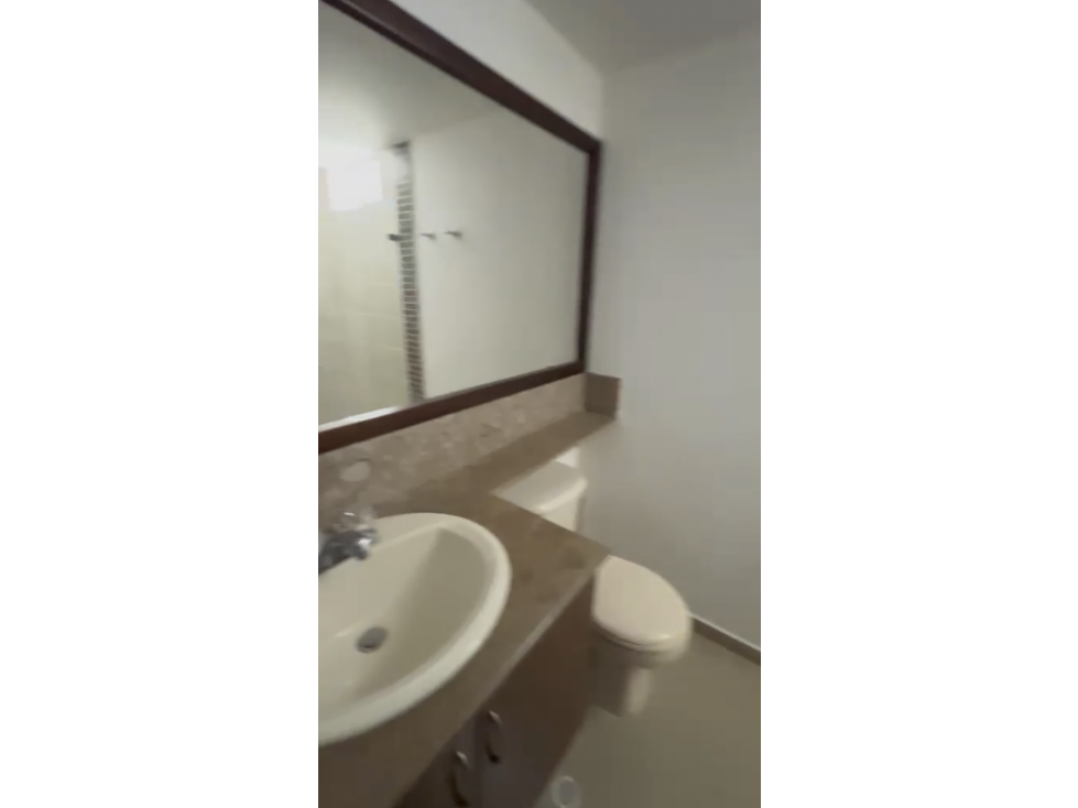 Apartamento en venta en La Hacienda, Cali · foto 22 de 24