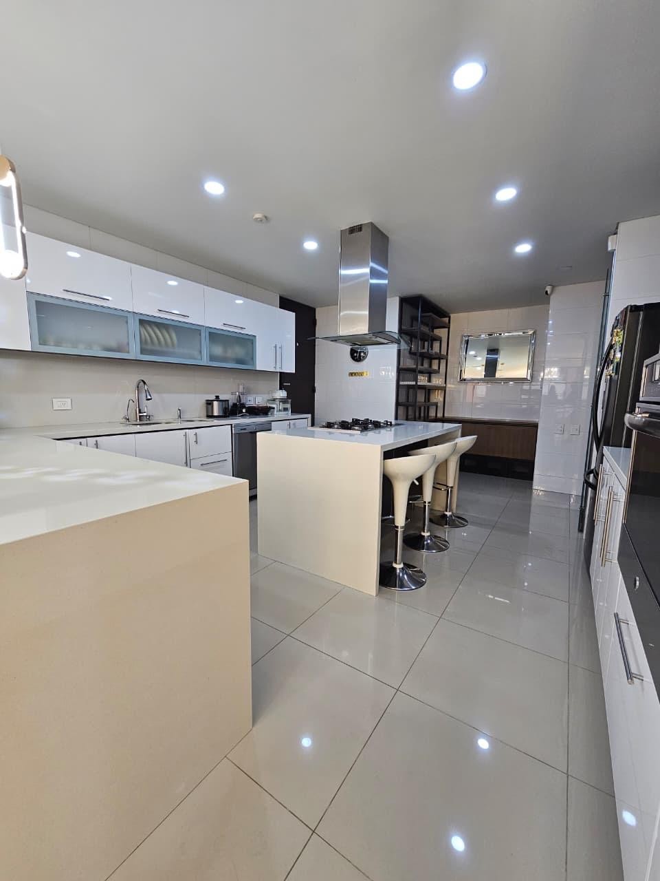 Apartamento en venta en Reserva De La Sierra, Bogotá · foto 6 de 24