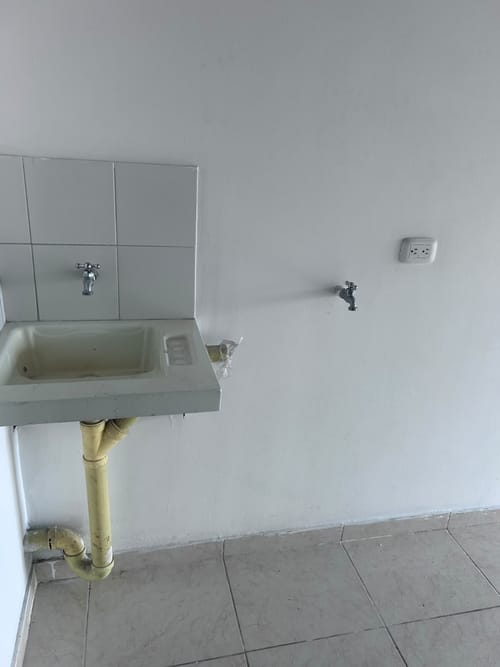 Apartamento de 2 alcobas en arriendo en Voto Nacional, Bogotá, 40 m² · foto 4 de 8