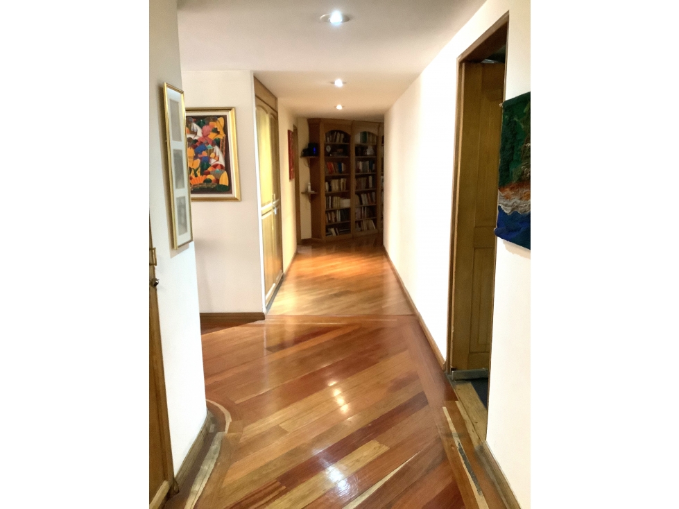 Apartamento en venta en La Cabrera, Bogotá · foto 3 de 9