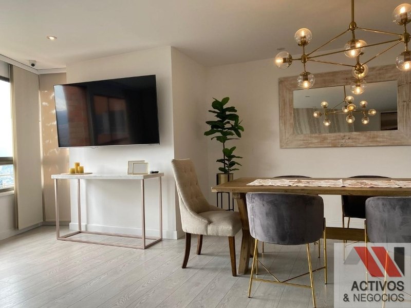 Apartamento en arriendo en El Poblado, Medellín · foto 5 de 12