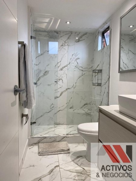 Apartamento en arriendo en El Poblado, Medellín · foto 9 de 12