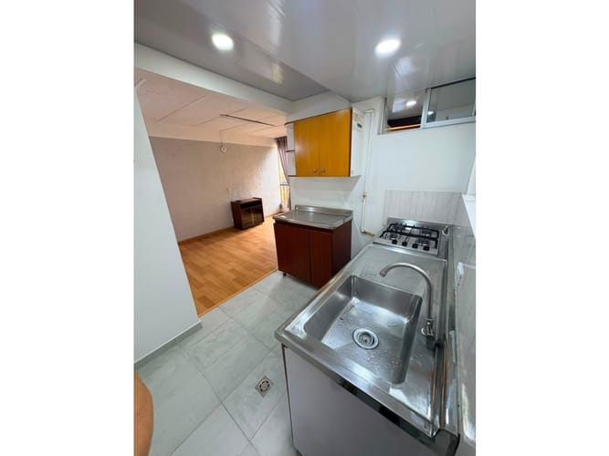 Apartamento de 3 alcobas en venta en Rincon De Mandalay, Bogotá, 40 m² · foto 3 de 16