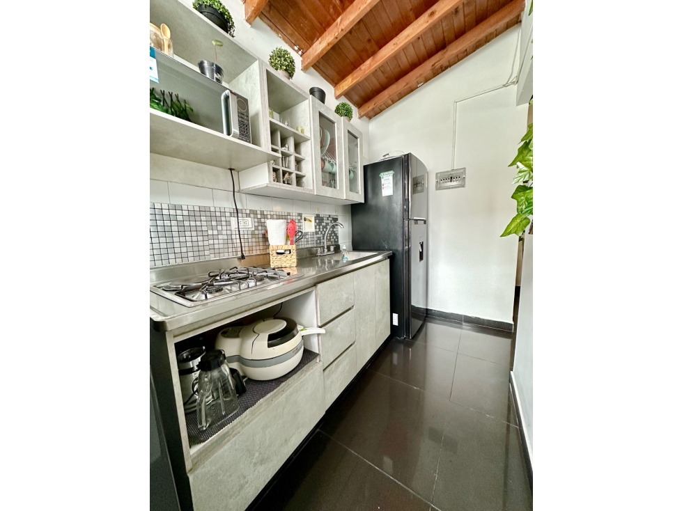 Apartamento en venta en Loma Del Esmeraldal, Envigado · foto 7 de 20