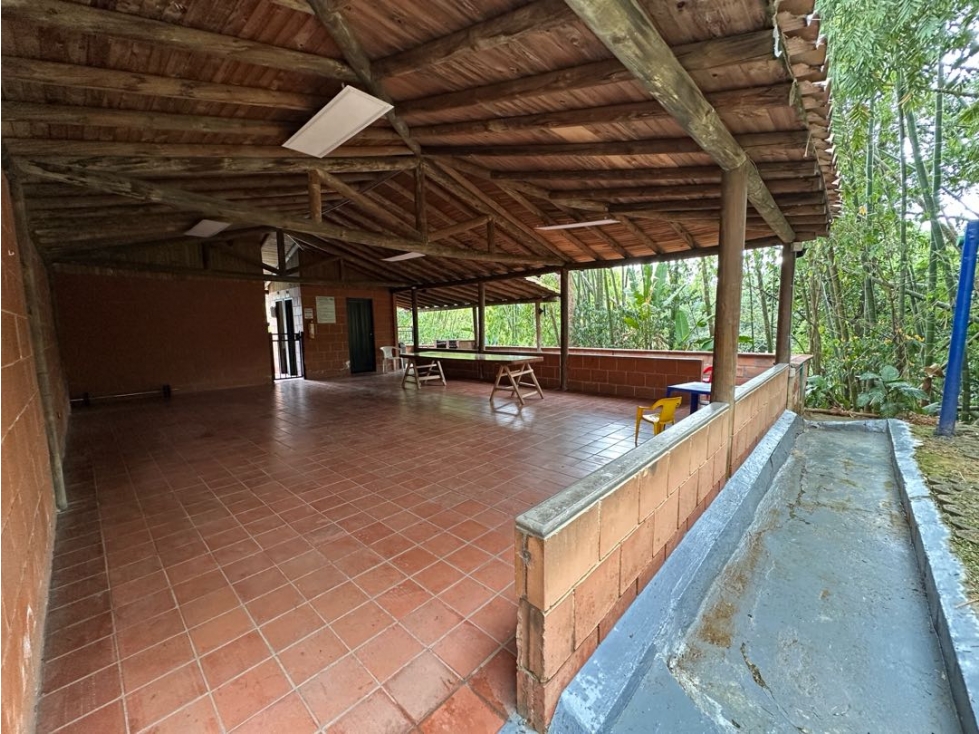 Apartamento en venta en Loma Del Esmeraldal, Envigado · foto 19 de 20