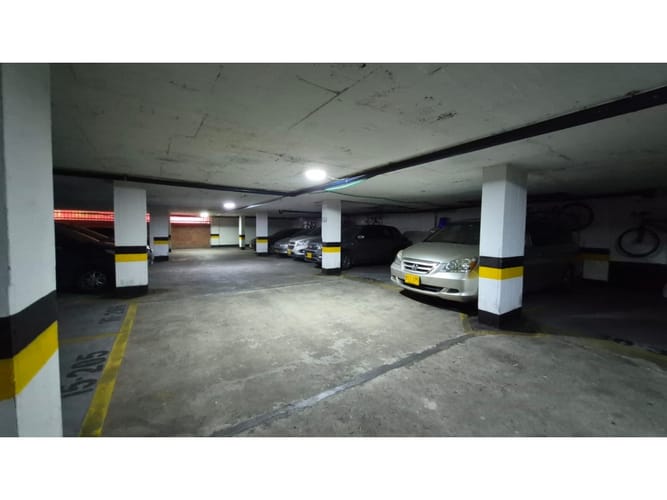Apartamento de 2 alcobas en venta en Chapinero, Bogotá, 82 m² · foto 18 de 24