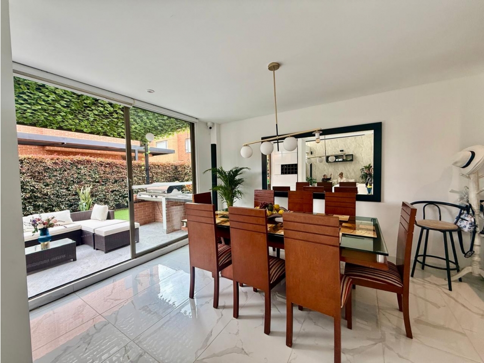 Casa en venta en Camino De Arrayanes, Bogotá · foto 3 de 16