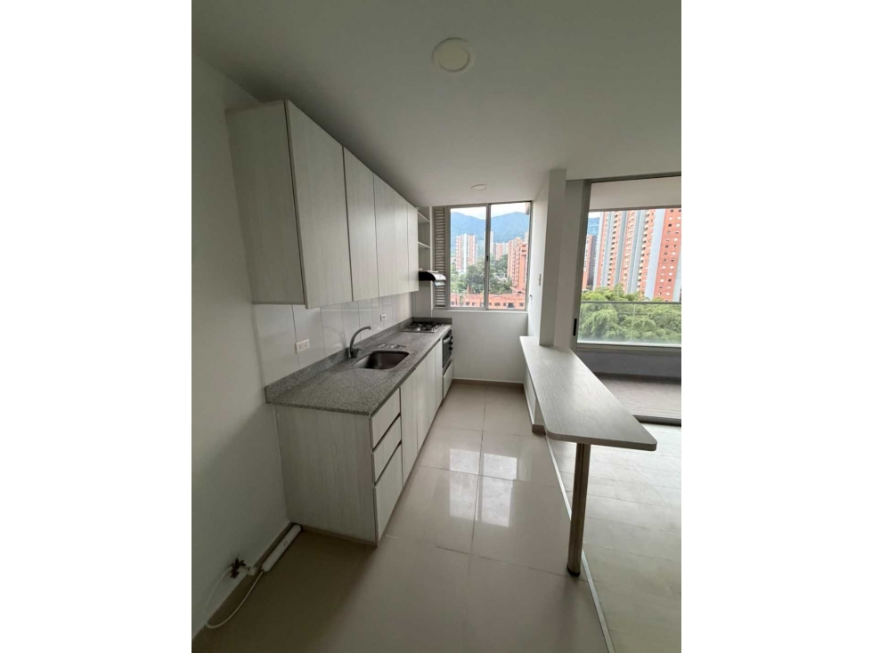 Apartamento en venta en Los Naranjos, Itagüí · foto 7 de 24