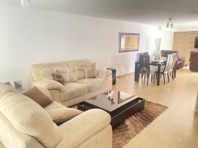 Casa de 4 alcobas en venta en Sector Cañaveralejo Guadalupe, Cali, 198 m² · foto 2 de 21
