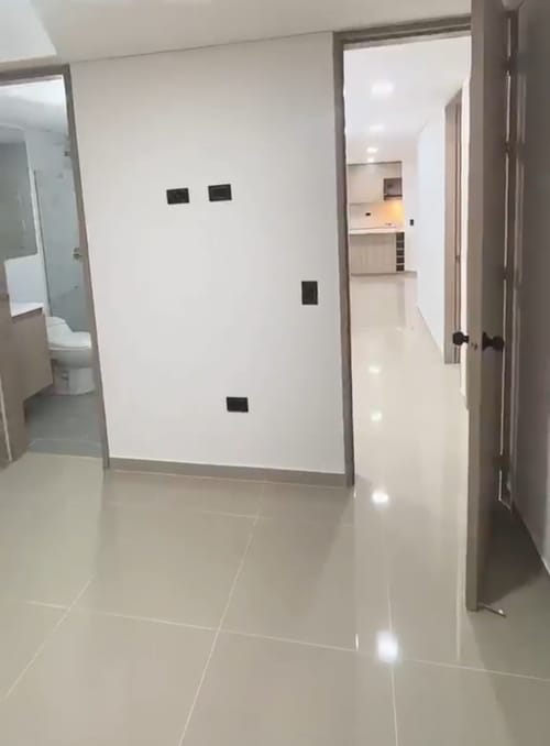 Apartamento de 2 alcobas en venta en La Ospina, La Estrella, 67 m² · foto 7 de 20