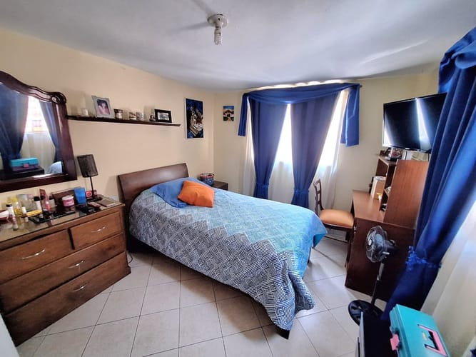 Casa de 6 alcobas en venta en Belén, Medellín, 90 m² · foto 11 de 13