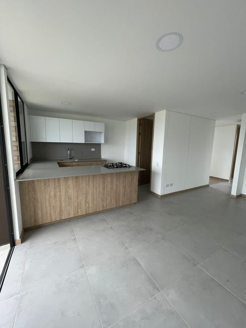 Apartamento de 3 alcobas en venta en El Faro, Rionegro, 80 m² · foto 2 de 15