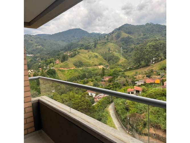 Apartamento en venta en Entreamigos, Sabaneta · foto 5 de 12